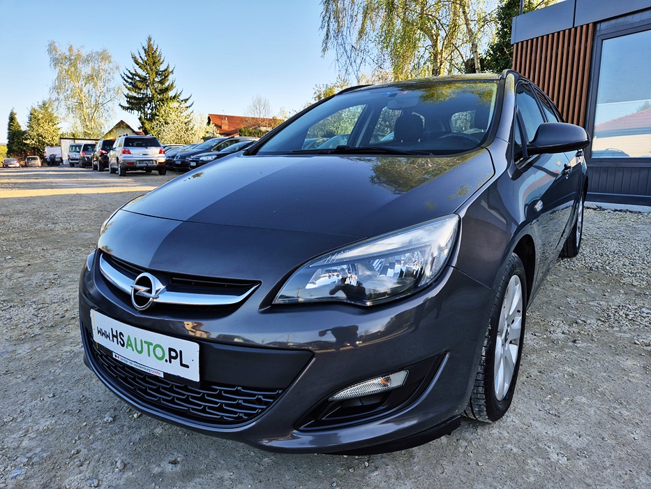 Opel Astra J